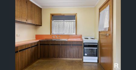 1 Bedroom unit - Photo 5