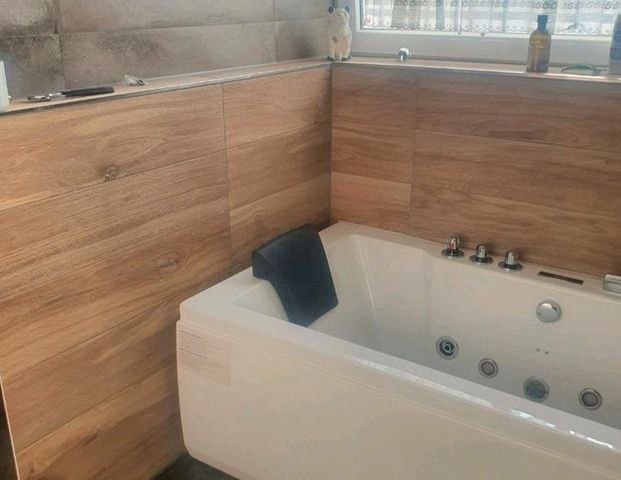 4 Zimmer Erdgeschosswohnung mit eigenen Garten - Foto 1