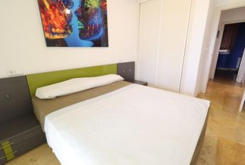 Apartamento bajo en Aguamarina.