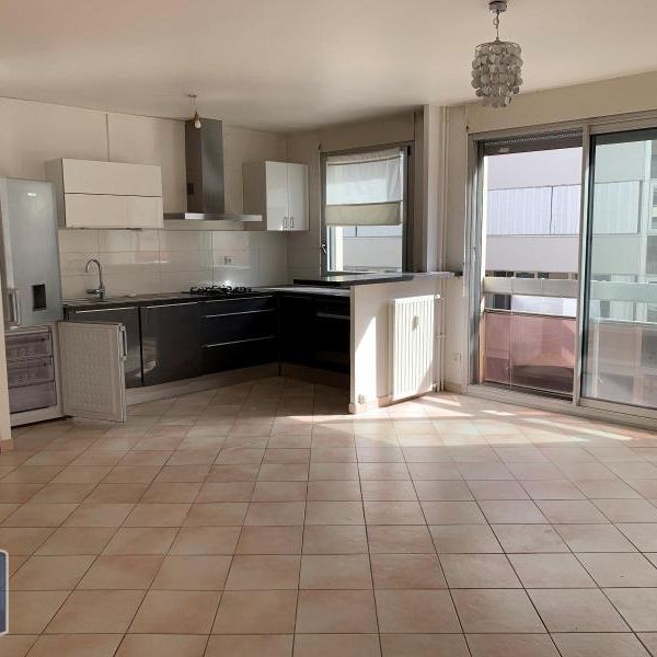 Location Appartement 3 pièces 58m² VILLEURBANNE 69100 - Photo 1