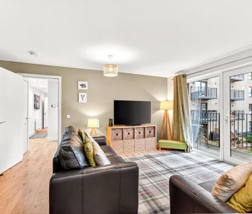 2 bedroom apartment to rent - Photo 3