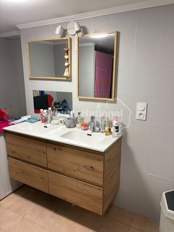 Location Appartement 3 pièces 82m² - Photo 4