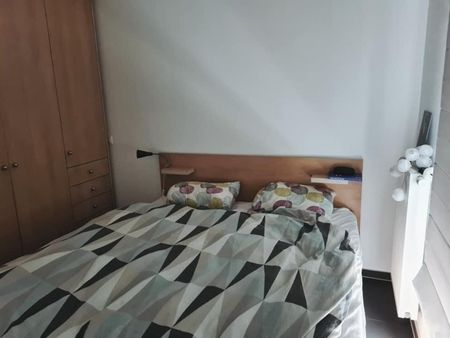 Appartement met 2 slpks en ruim terras, rustig gelegen in Achterbos centrum ! - Foto 5