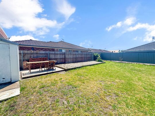 Neat 3 bedroom home in a prime location - Photo 1