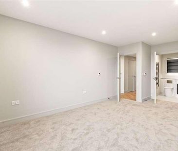 Bicknell Way, London, SW17 - Photo 4