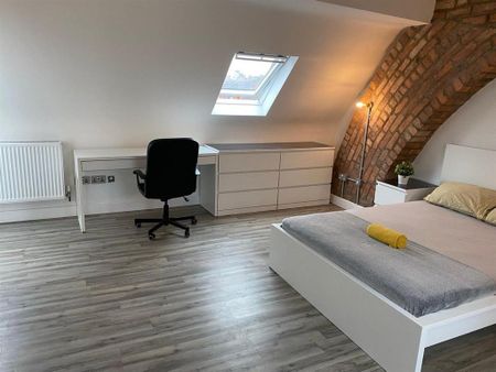 Studio to rent - Photo 5