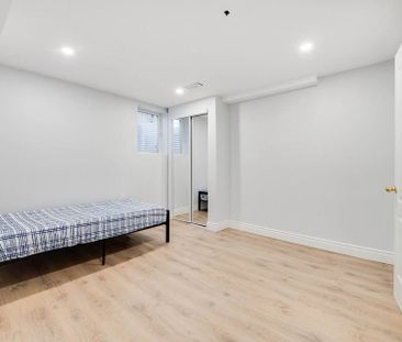 For Lease - 660 Armstrong Boulevard, Milton, Ontario - Photo 2