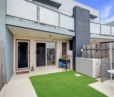 18/1 Gifford Street,Coombs - Photo 2