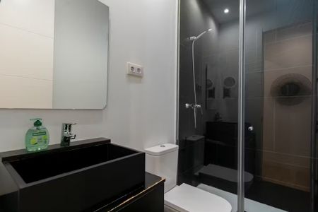 Calle de Preciados, Madrid, Community of Madrid 28013 - Photo 3