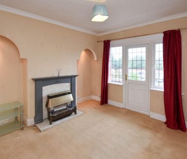 2 bed Flat for Rent - Photo 1