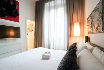 Via Pietro Maroncelli, Milan, Lombardy 20154