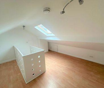 4 bedroom terraced house to rent - Photo 1