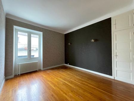 Location Appartement 4 pièces 109m² AUBENAS 07200 - Photo 5