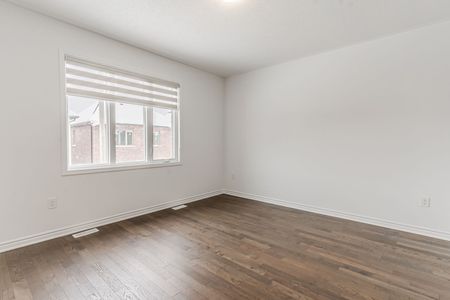 For Lease - 61 Ennerdale Street, Barrie, Ontario - Photo 5