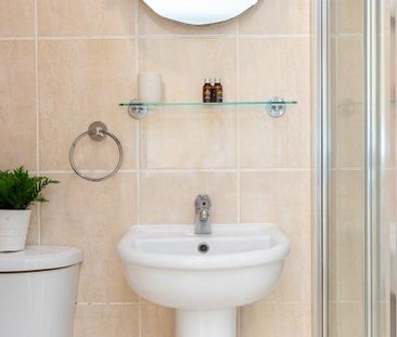 Studio to rent - Photo 6