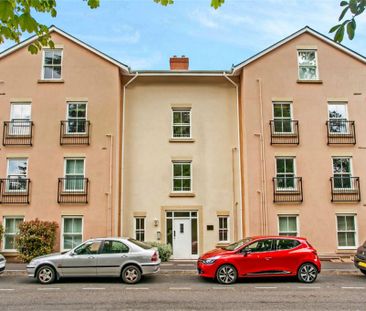 2 Bedroom Flat / Apartment - Winton Close, Winchester - Photo 3