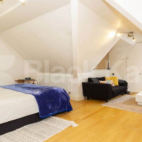 Superb modern studio located in the heart of Camden mins to Regents Park. - Photo 1