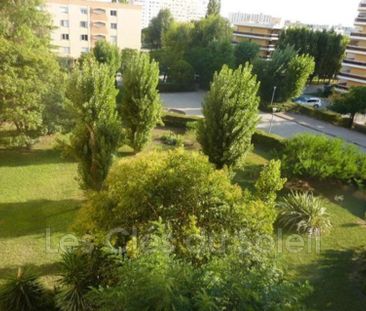 Location Appartement 3 pièces 63m² LA GARDE 83130 - Photo 3