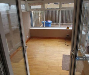 3 bedroom terraced house to rent - Photo 1