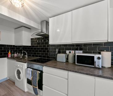 2 Bed Flat, Castle Street, RG1 - Photo 4