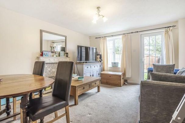 2 bedroom terraced house to rent - Photo 1