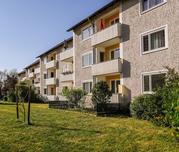 Zentrale Wohnung mit Balkon // 1.OG rechts - Foto 3