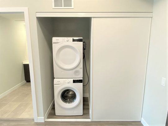 For Lease - 15 Queen Street Unit# 1813, Hamilton, Ontario - Photo 1