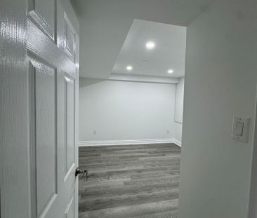 For Lease - 155 Nearna Drive, Oshawa, Ontario - Photo 5