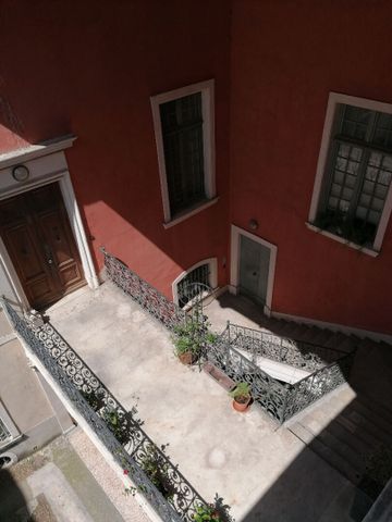 Location Appartement 3 pièces 77m² - Photo 5