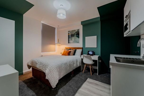 Studio to rent - Photo 1