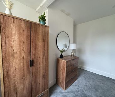 9 bedroom house to rent - Photo 4