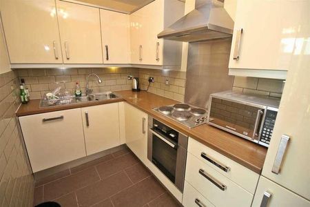 Brooklyn House, Central Milton Keynes, MK9 - Photo 3