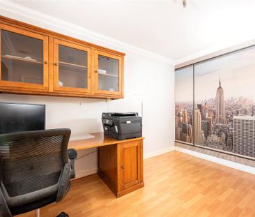 4 bedroom detached house to rent - Photo 3