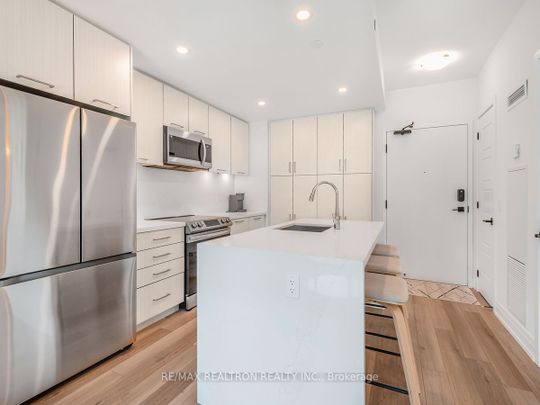 For Lease - 415 Sea Ray Avenue Unit# 226, Innisfil, Ontario - Photo 1