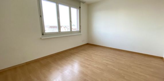 Grosszügige, helle Wohnung - Photo 2