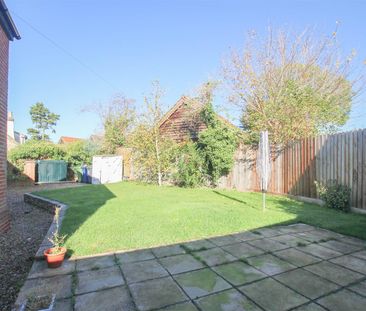 Church Lane, Abington - Photo 3