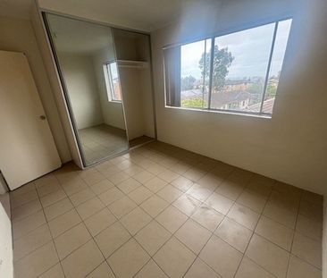 WALK TO THE SHOPS! - Photo 5