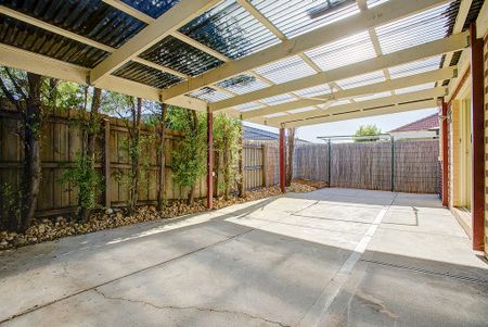 Not To Be Missed! - Photo 2