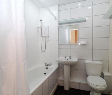 5 bedroom house to rent - Photo 2