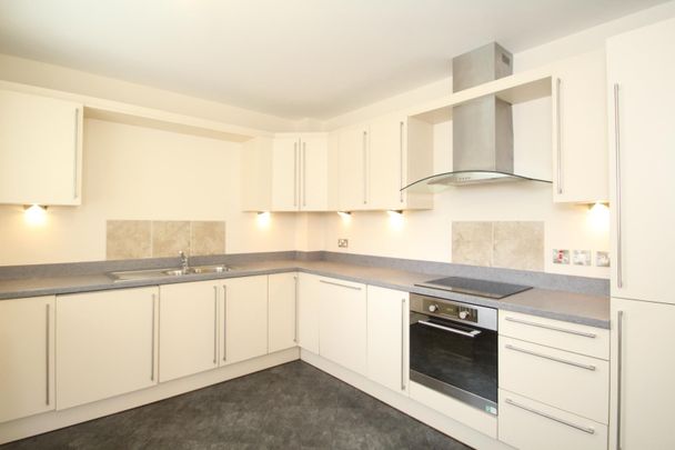 2 bedroom apartment to rent - Photo 1