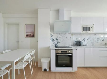 Rua Actor António Silva, Lisbon, Lisbon 1600-404 - Photo 5