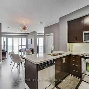 Hurontario/Burnhamthorpe Spacious 2Bdrm Luxurious Finishes Open Conce - Photo 2