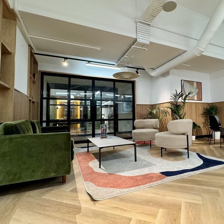 Studio to rent - Photo 1