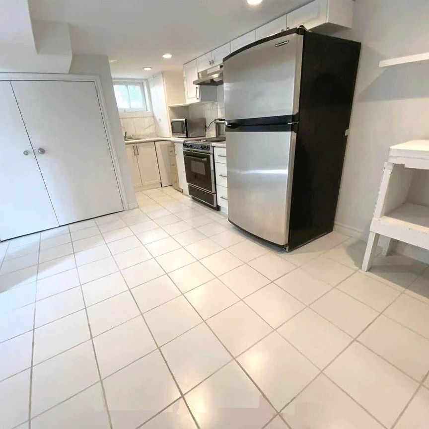 For Lease - 112 Leland Street Unit# Bsmt Room, Hamilton, Ontario - Photo 1