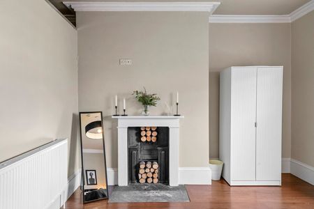 South Parade - Photo 4