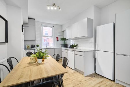 6 bedroom house to rent - Photo 3