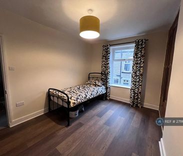 2 bedroom terraced house to rent - Photo 3