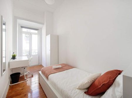 Rua Chaby Pinheiro, Lisbon, Lisbon 1000-096 - Photo 3