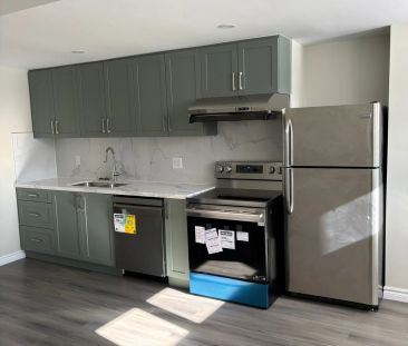 41 Martini Drive #Bsmt - Photo 3