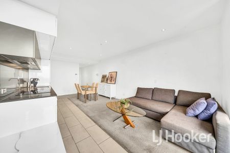 Furnished Apartment With Stunning View! SQ apartment for lease - Photo 2